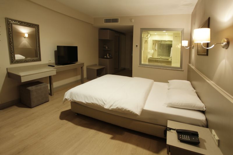BUSİNESS DELUXE FARKLI AÇI